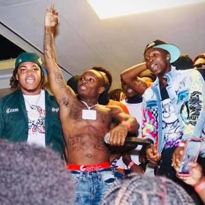 Meet your Posher, Devonte